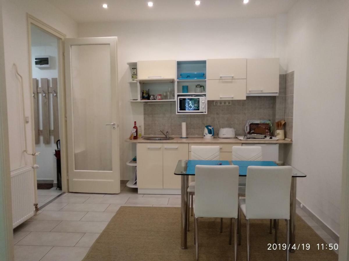 Lara Apartman Budapest Eksteriør billede